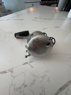 ‼️Like new Avet HX Raptor 3 speed salt water fishing reel.