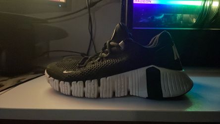 Nike black/white metcon