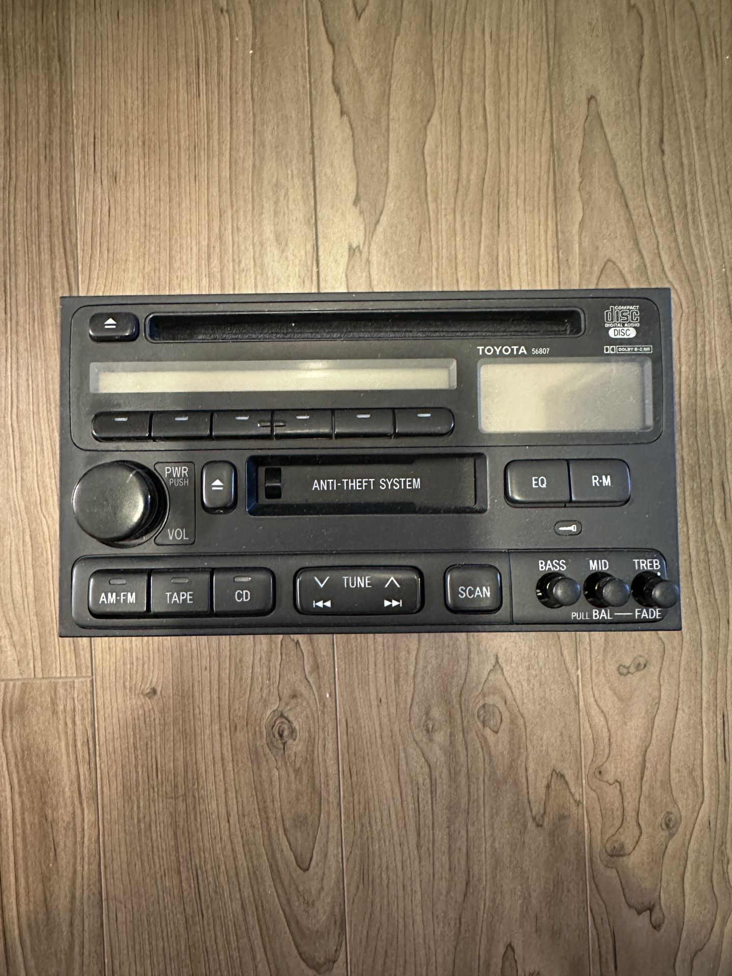 OEM TOYOTA AM FM RADIO CD DISC & CASSETTE TAPE PLAYER STEREO HEAD UNIT RECEIVER