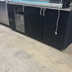 Glasstender Back Bar