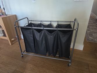 Laundry Hamper with wheels