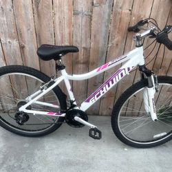 Mountain bike ( Bicycle)