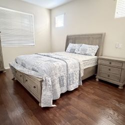 Lettner Queen Sleigh Bed with 2 Storage Drawers