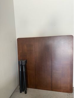 Beautiful Wood 8 seater Dining Room Table