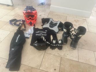 Kids moto gear