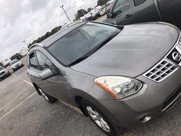 2009 Nissan rouge sunroof auto 3450$ for Sale in Memphis, TN - OfferUp