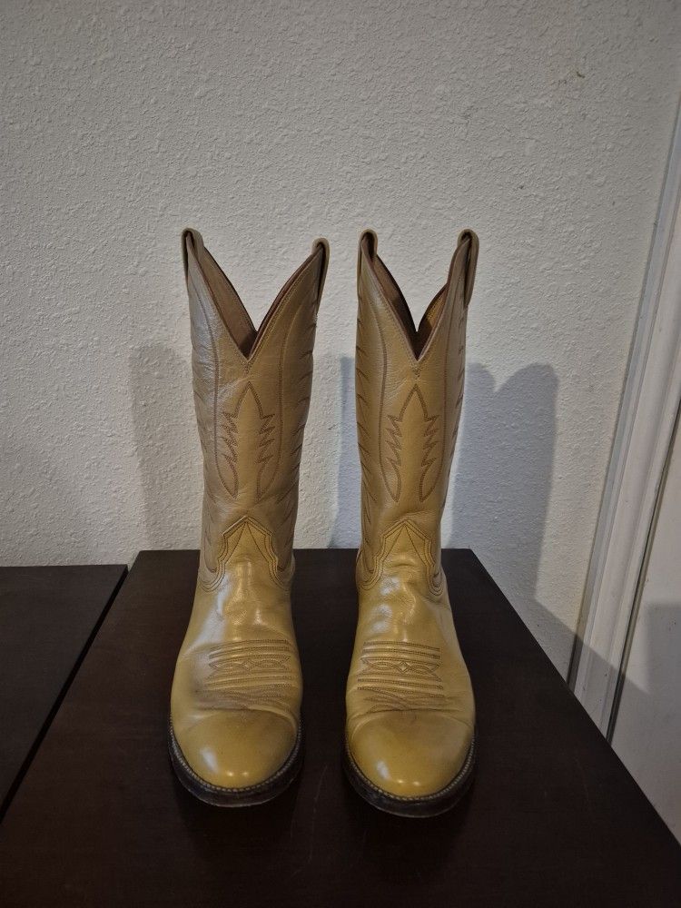Nacona Boots Zise 8 B