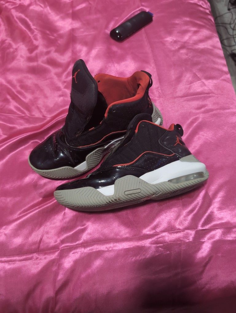 Air Jordan Stay Loyal (Black/Red) Size:7Y