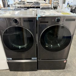 New LG Washer And Dryer With Washer Pedestal For Sale Graphite Black 