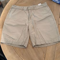 Lululemon Shirts And Patagonia Shorts 
