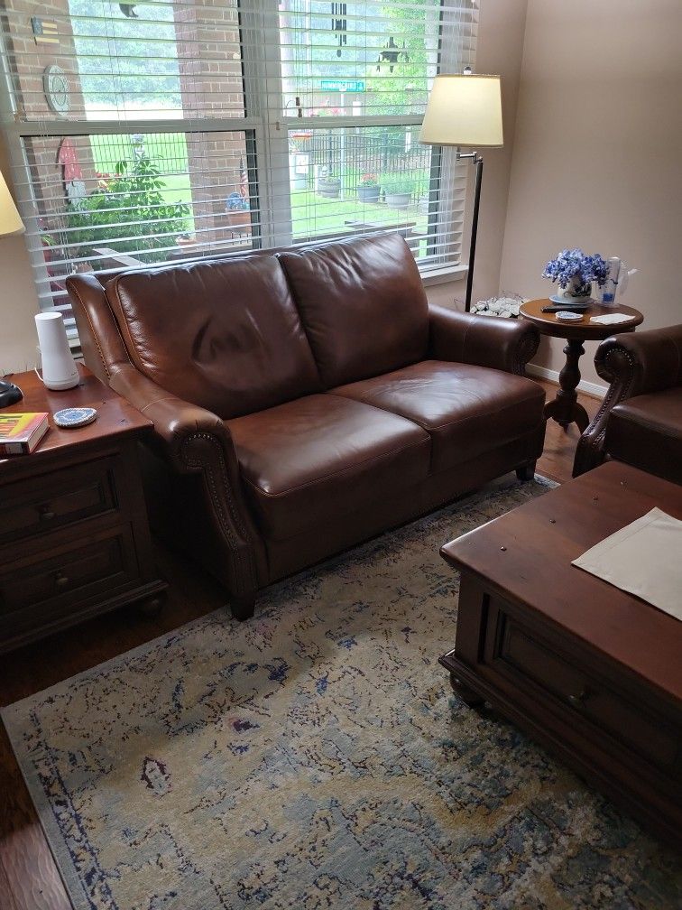 Bassett Leather Sofa & Loveseat