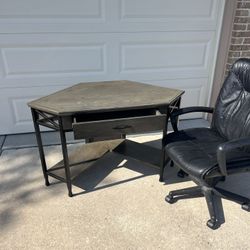 Corner Desk With Black Leather Chair