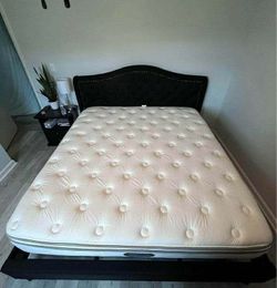 Bed with brand new mattress