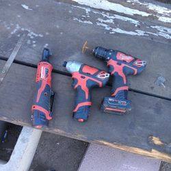 Drill Impact. And 3/8"Rachet Set