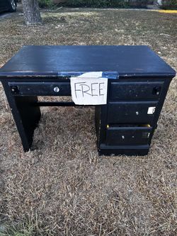 FREE VANITY