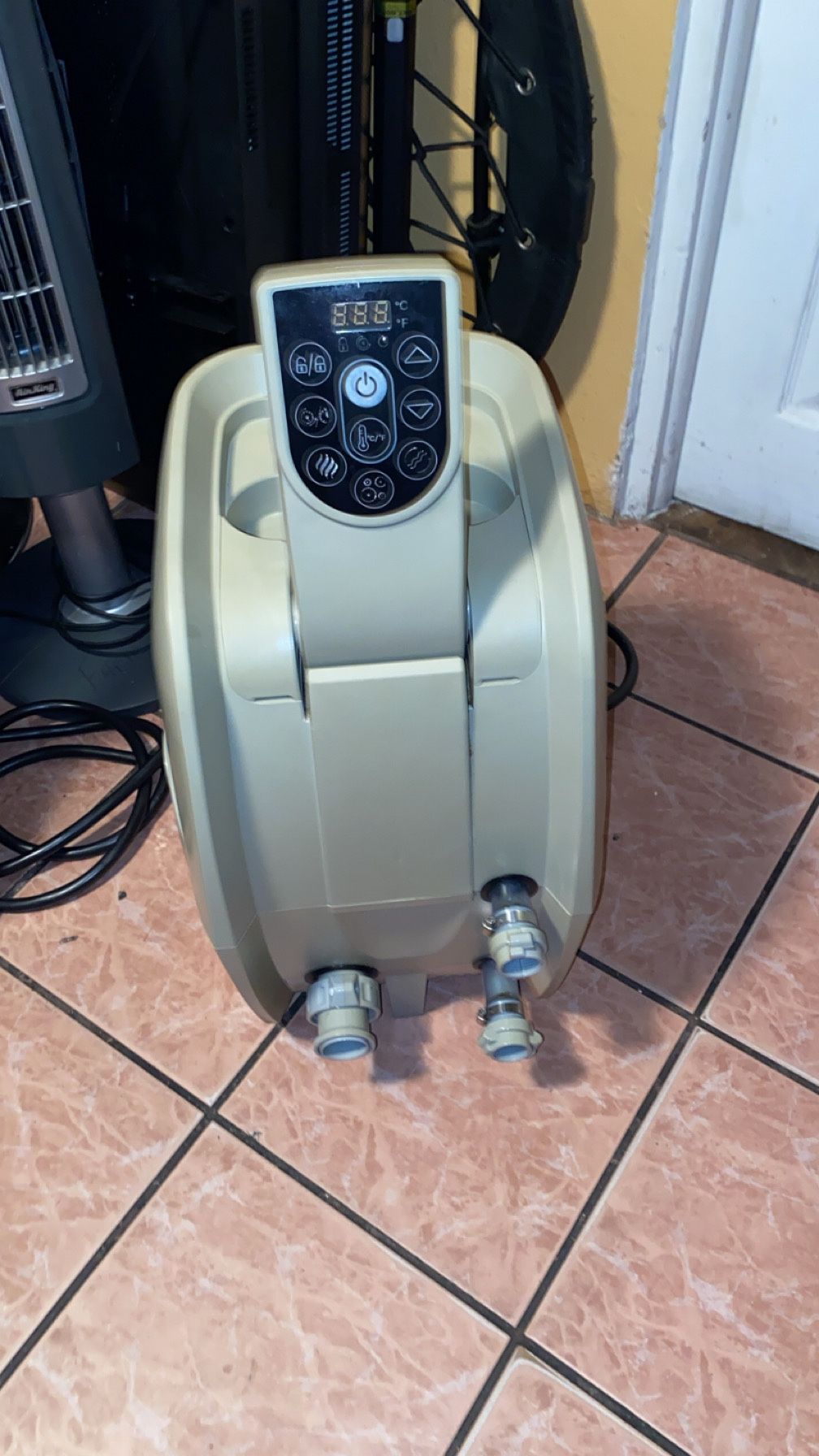 SaluSpa Air Jet Hot Tub Heater And Pump Unit