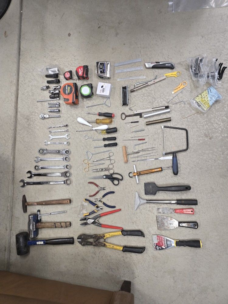 Miscellaneous Tools 80-90 Pieces