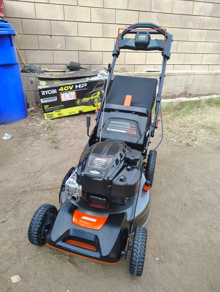 ECHO
21 in. 190 cc Briggs and Stratton Gas 3-in-1 Dual Blade RWD Self-Propelled Lawn Mower with Mow N' Stow and ReadyStart