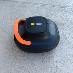 Cordless Pool Vacuum