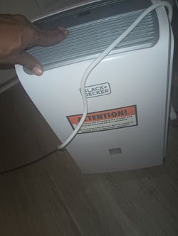Black & Decker Dehumidifier 35 Pints
