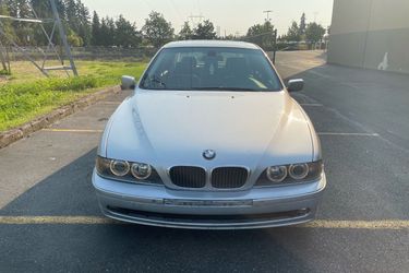 2001 BMW 530i