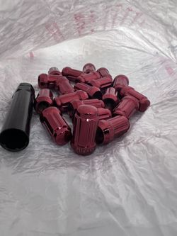 Red Lug Nuts Wheel Rim Locks