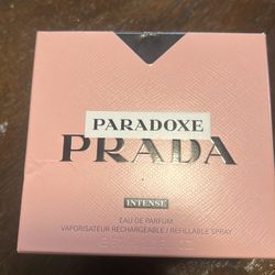 Prada Paradoxe intense perfume EAU DE PARFUM
