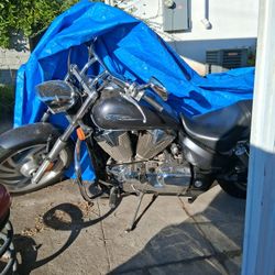 Honda Like New 7500 Miles Looks Drive.nice Good Bike 1300vtx