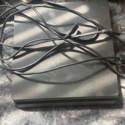 PS4 Slim