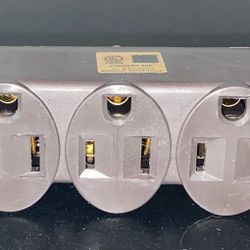 3 to 3-Prong Triple Outlet Adapter
