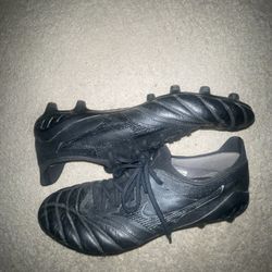 Morelia Neo 3 beta “Triple Black”