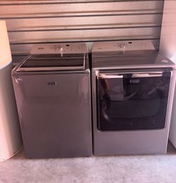 Gray Maytag Washer And Gas Dryer Matching Set