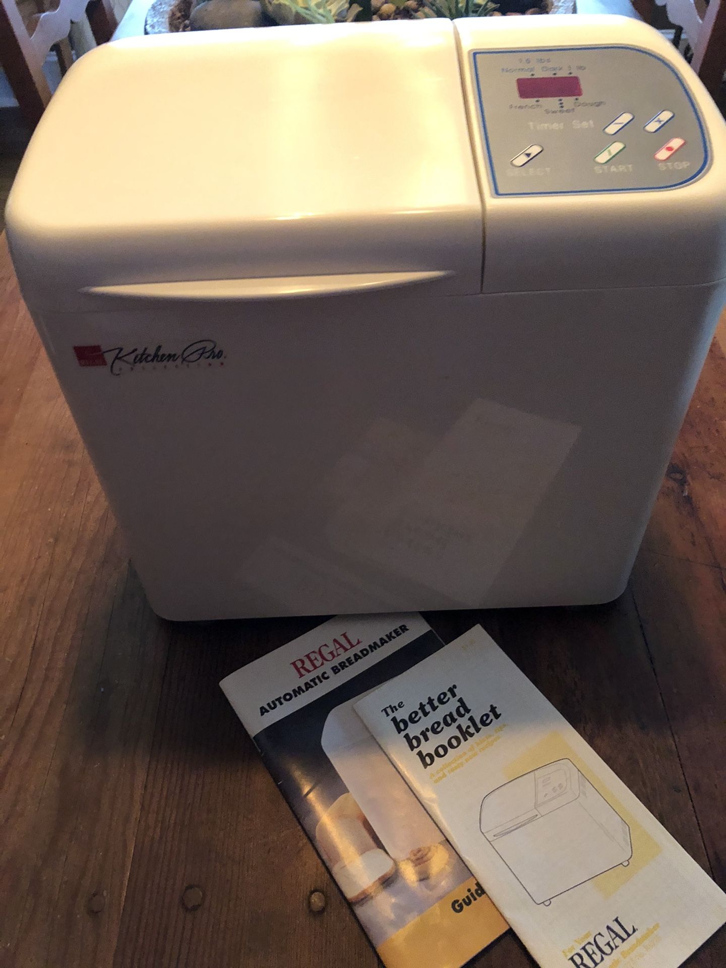 Regal Kitchen Pro Bread Maker