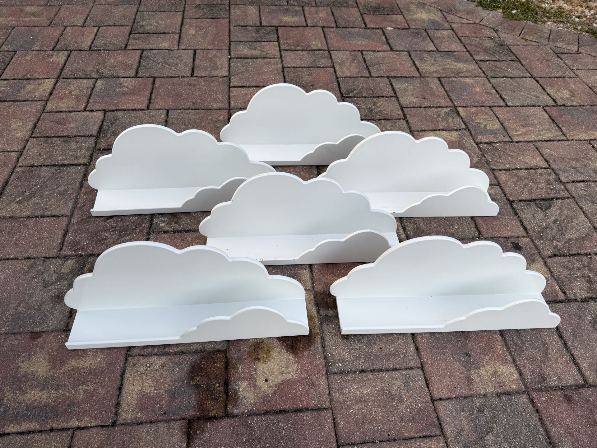 Cloud shelves