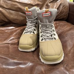 Hunter Short Snow Boots 10US 