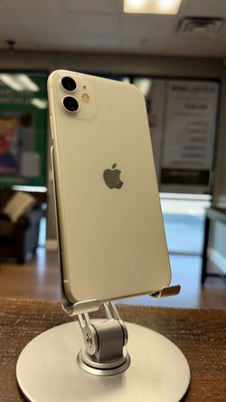 iPhone 11 Unlocked 128 gb - White