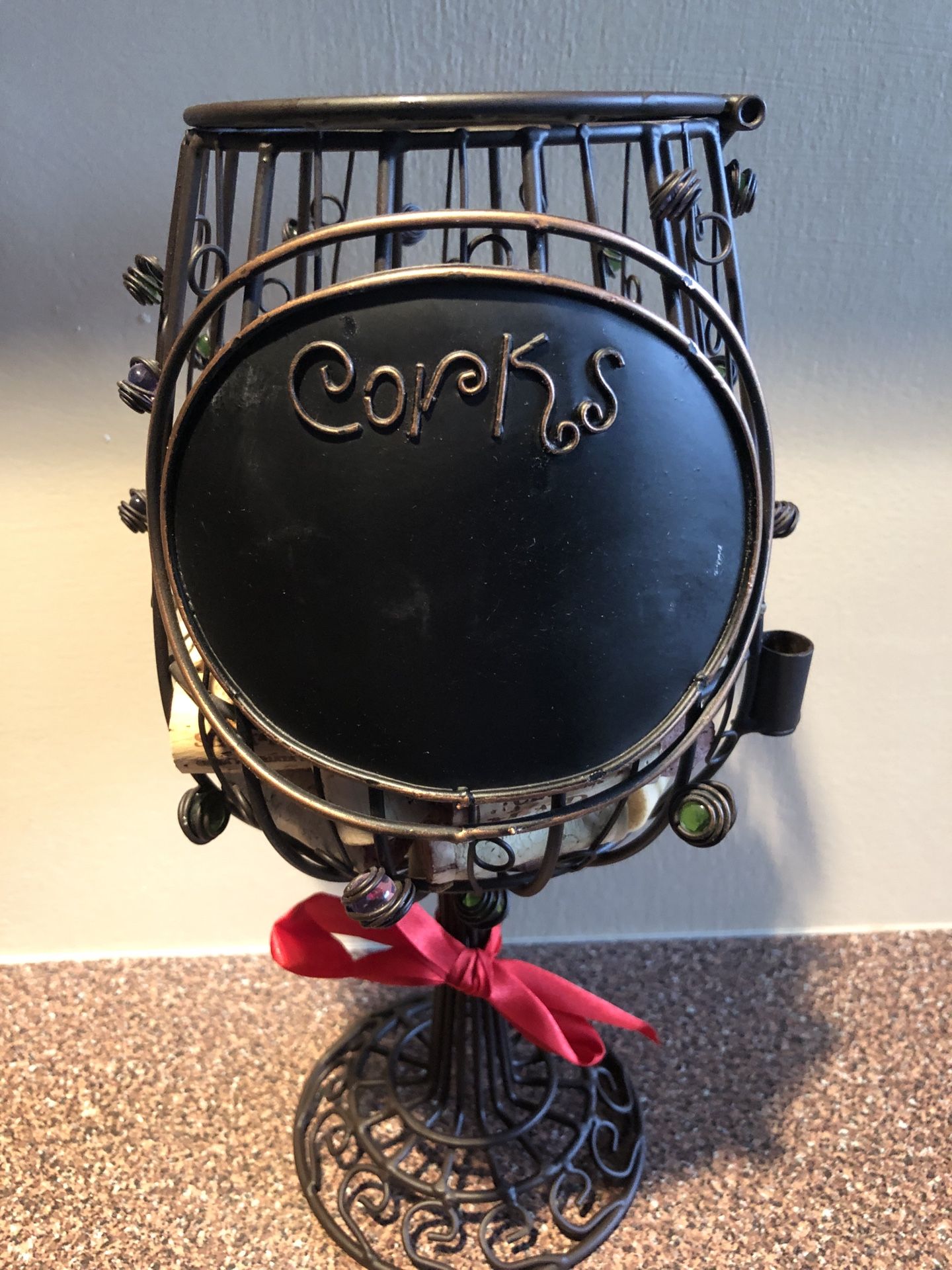 VIEW WINE CORK HOLDER
