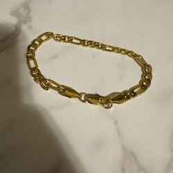 Fake Ass Bracelet Someone Give Me An Offer