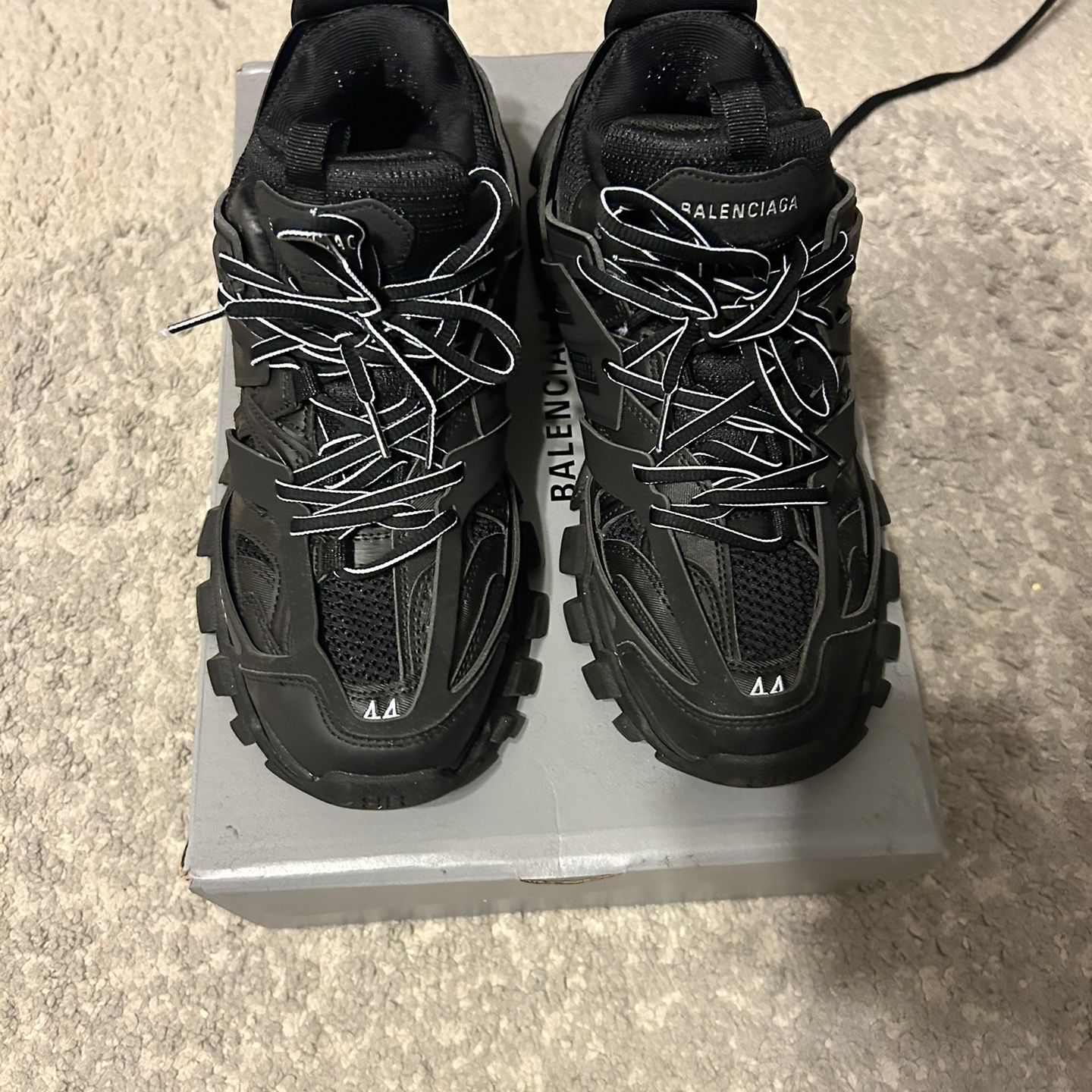 Balenciaga tracks Black Size 44 (11) for Sale in Bellaire, TX 