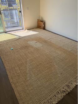 Knitted rug