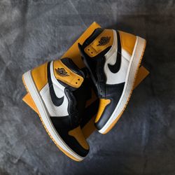 Air Jordan 1 Yellow Toe