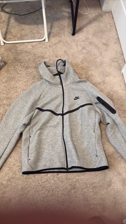 Grey Nike tech hoodie