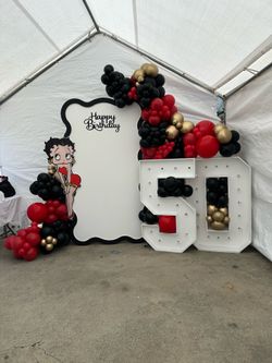 Balloon garland