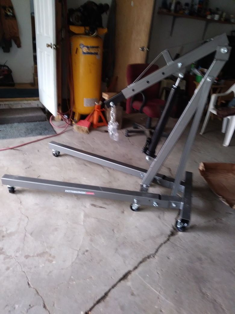 1 ton cherry picker. New