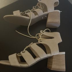 New Women’s Sandals - size 7.5