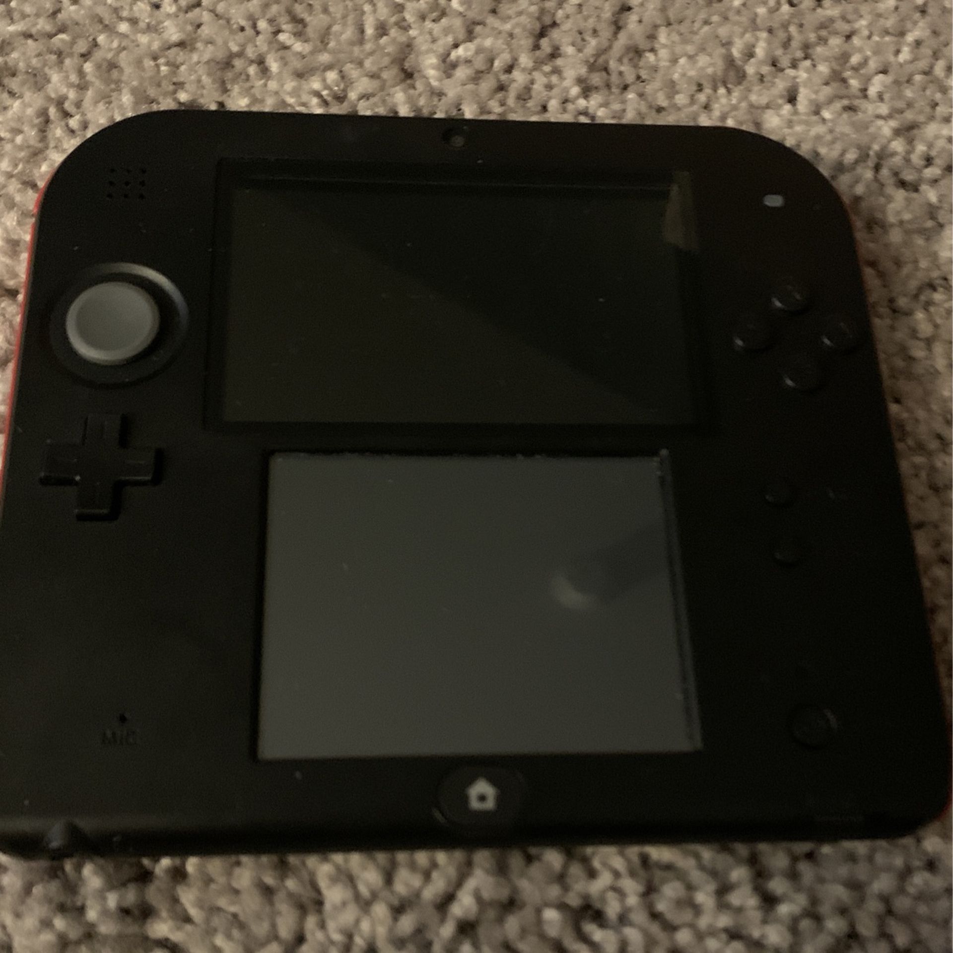 NiNTENDO 2ds Black And Red