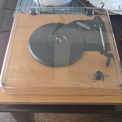 Record Player Turntable