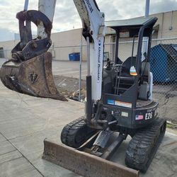 Bobcat E26 Mini Excavator 