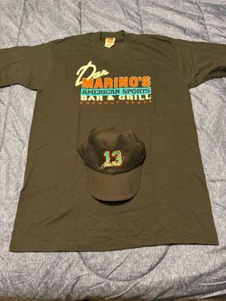 Miami Dolphins Dan Marino Town Tavern  shirt & hat set New