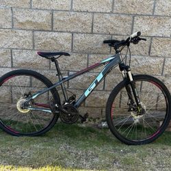 GT Laguna Gear Bike 200$